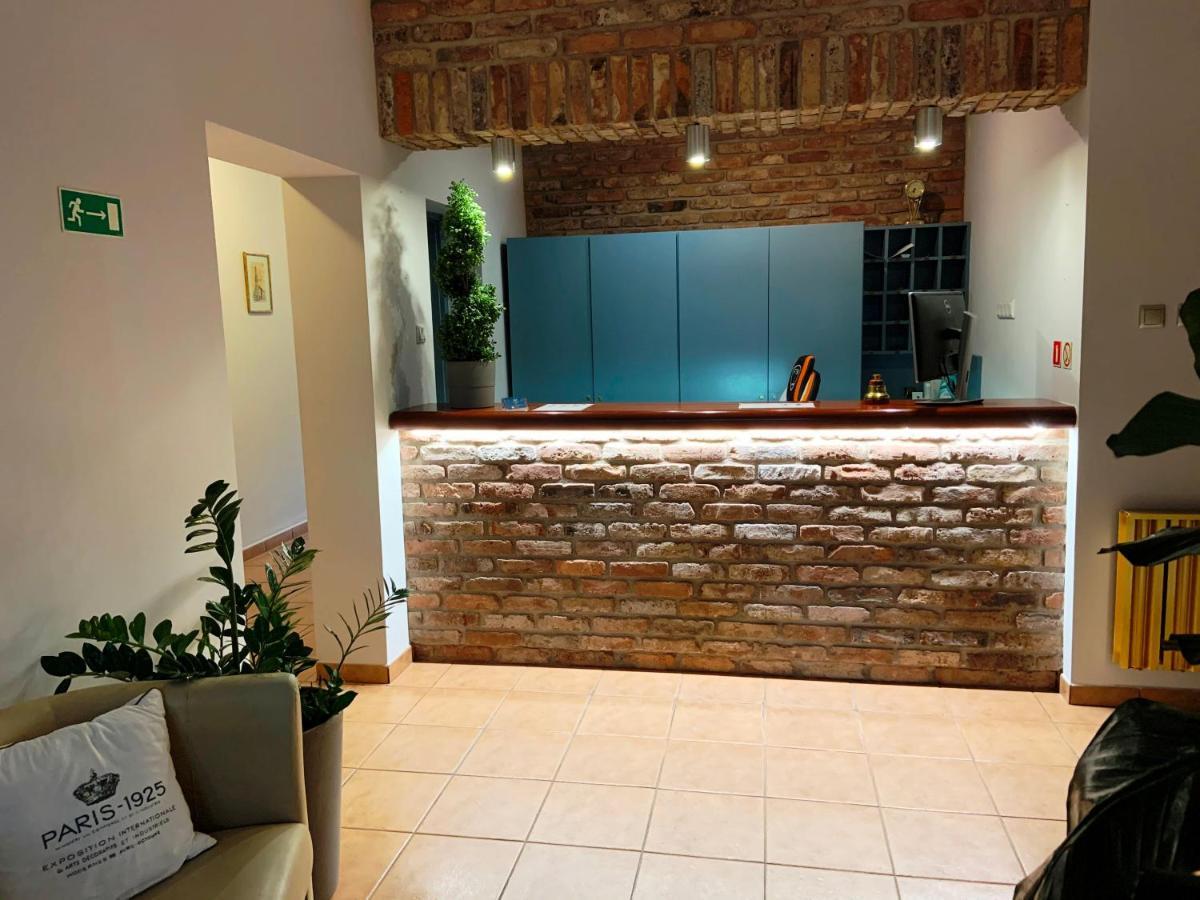 A&P Motel Mikolow Ngoại thất bức ảnh